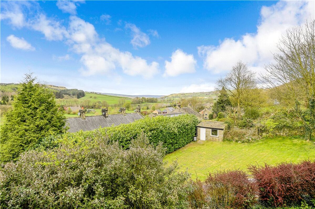 house for sale in Low Laithe, Harrogate, North Yorkshire, HG3