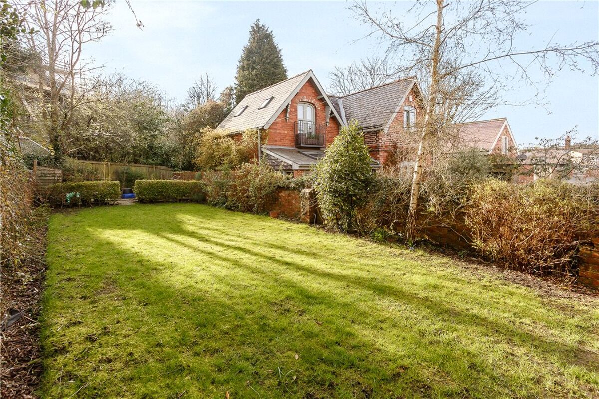 house for sale in Queens Road, Harrogate, North Yorkshire, HG2 HAR170039 Knight Frank