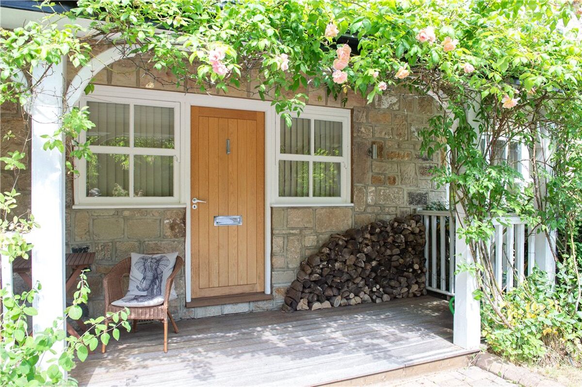 house for sale in Pannal Avenue, Pannal, Harrogate, North Yorkshire