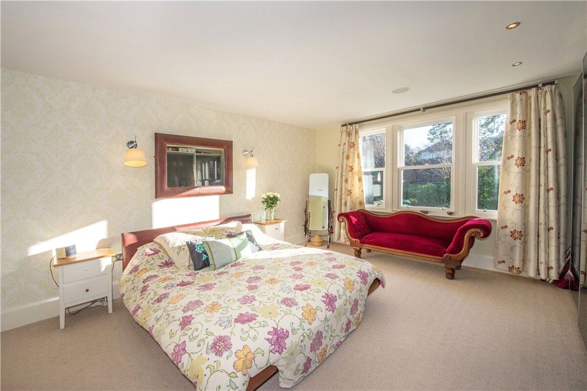 house for sale in Kent Road, Harrogate, North Yorkshire, HG1