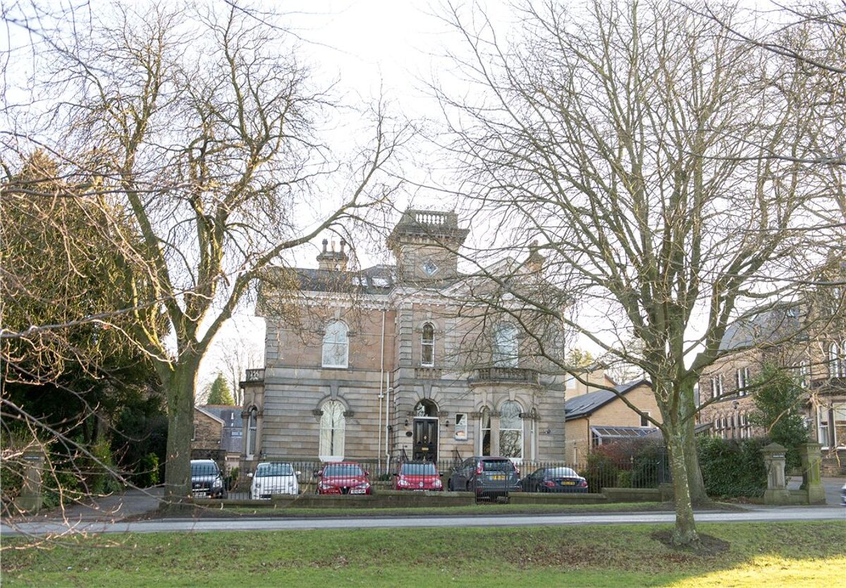 flat for sale in 3 Otley Road, Harrogate, North Yorkshire, HG2
