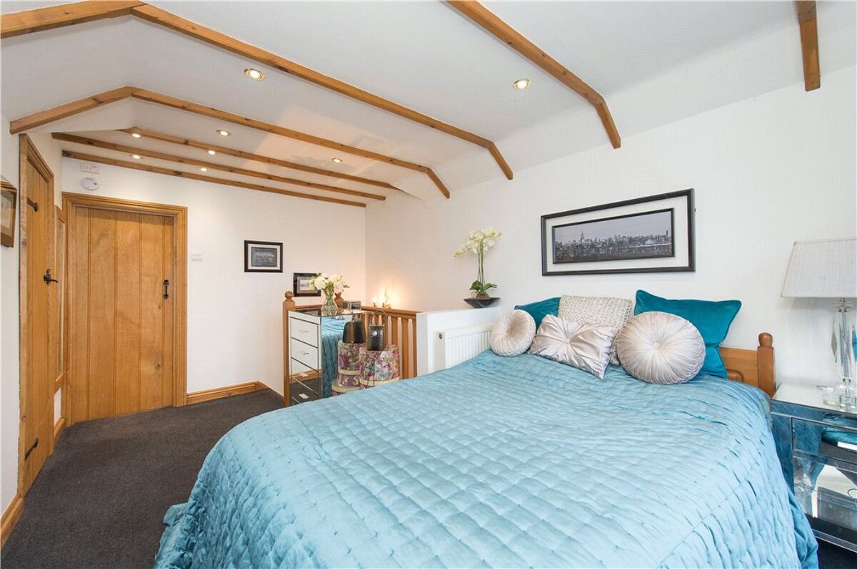 house for sale in Nun Monkton, York, North Yorkshire, YO26 HAR190074