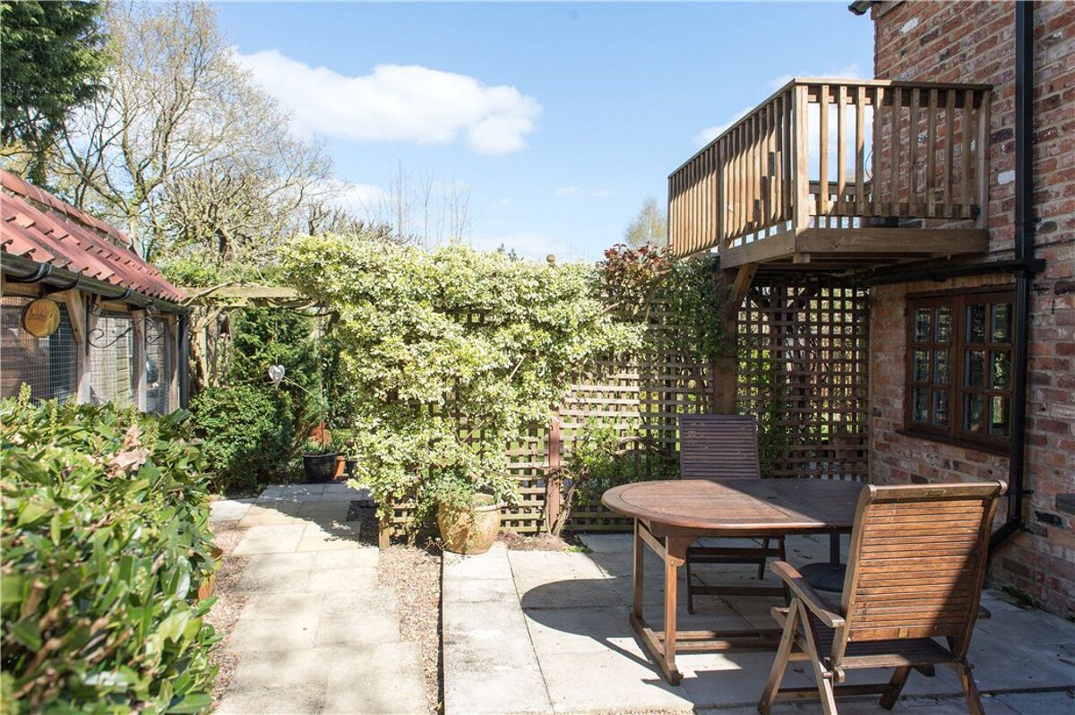 house for sale in Nun Monkton, York, North Yorkshire, YO26 HAR190074