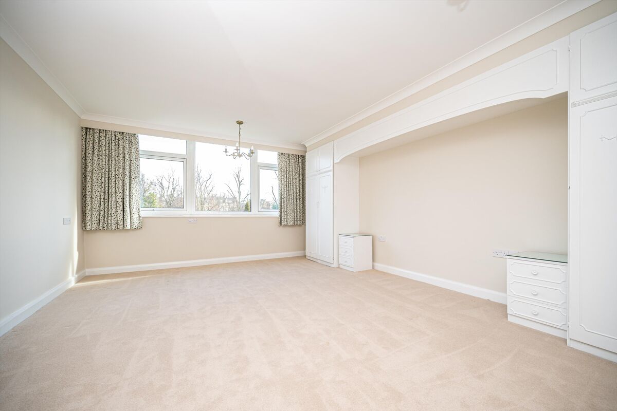 Apartment for sale in Byron Court, Beech Grove, Harrogate, North
