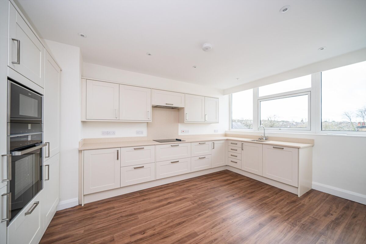 Apartment for sale in Byron Court, Beech Grove, Harrogate, North