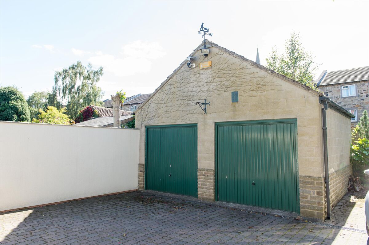 house for sale in Gracious Street, Knaresborough, North Yorkshire, HG5