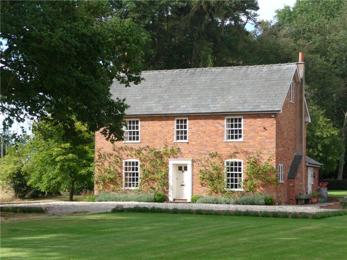 house for sale in Dilwyn, Hereford, Herefordshire, HR4 HFD090163