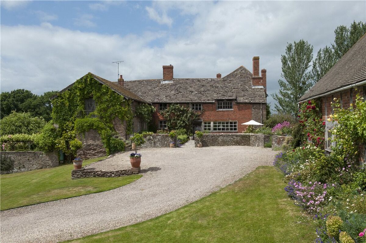house for sale in Dippersmoor Manor, Kilpeck, Hereford, Herefordshire