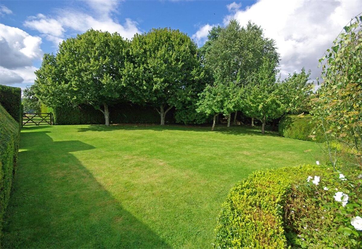 house for sale in Weston Under Penyard, RossOnWye, Herefordshire, HR9 HFD140166 Knight Frank