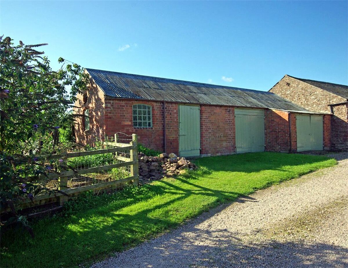 house for sale in Weston Under Penyard, RossOnWye, Herefordshire, HR9