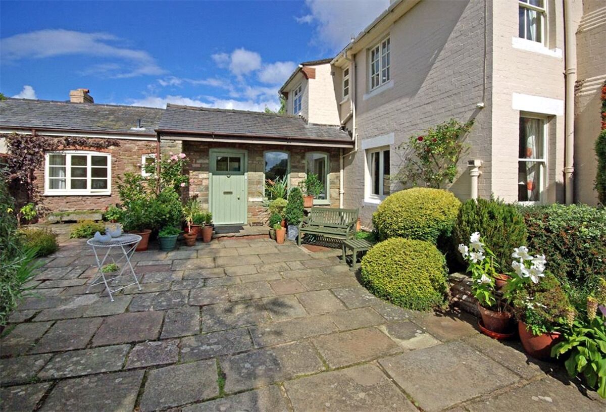 house for sale in Weston Under Penyard, RossOnWye, Herefordshire, HR9