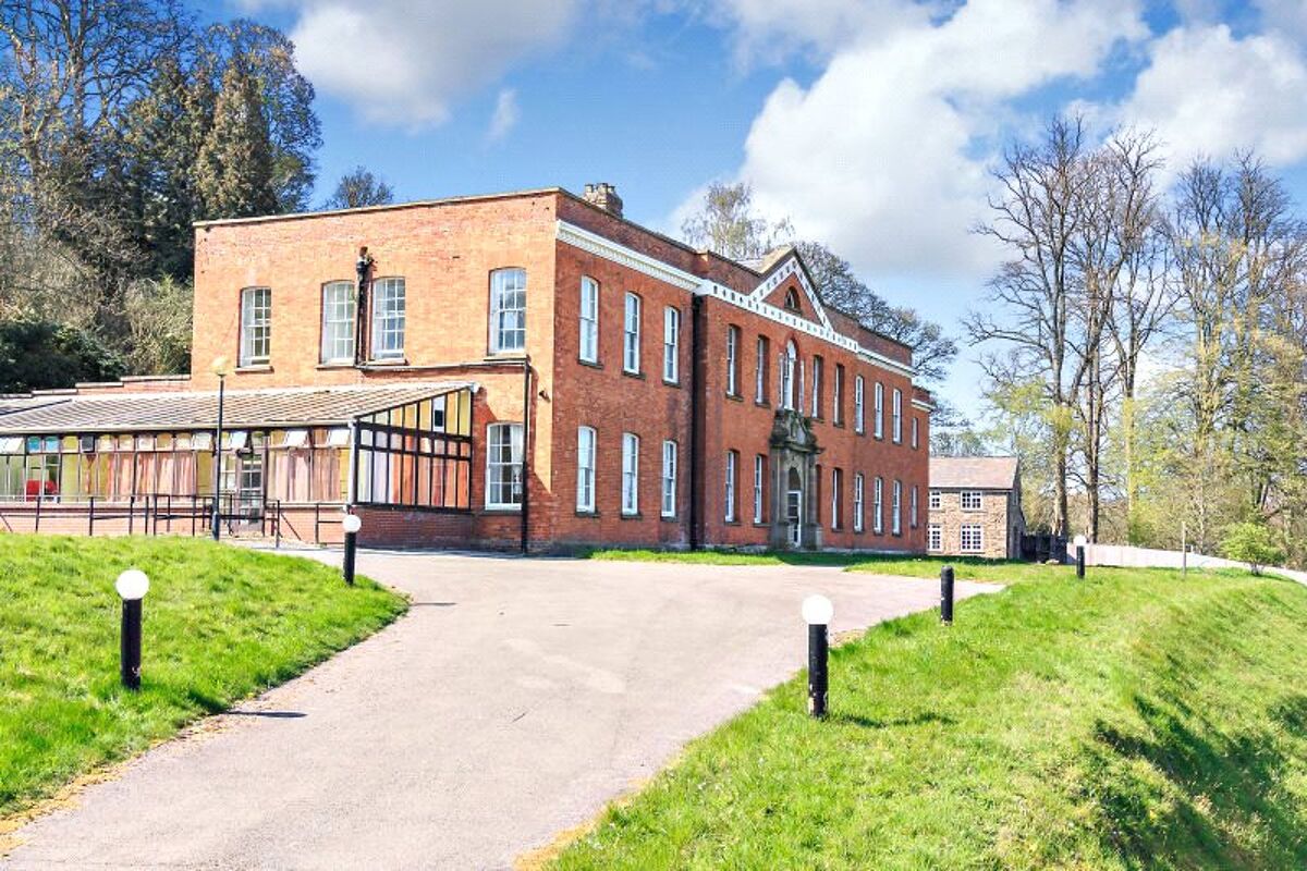 flat for sale in Pantygelli, Abergavenny, Monmouthshire, NP7