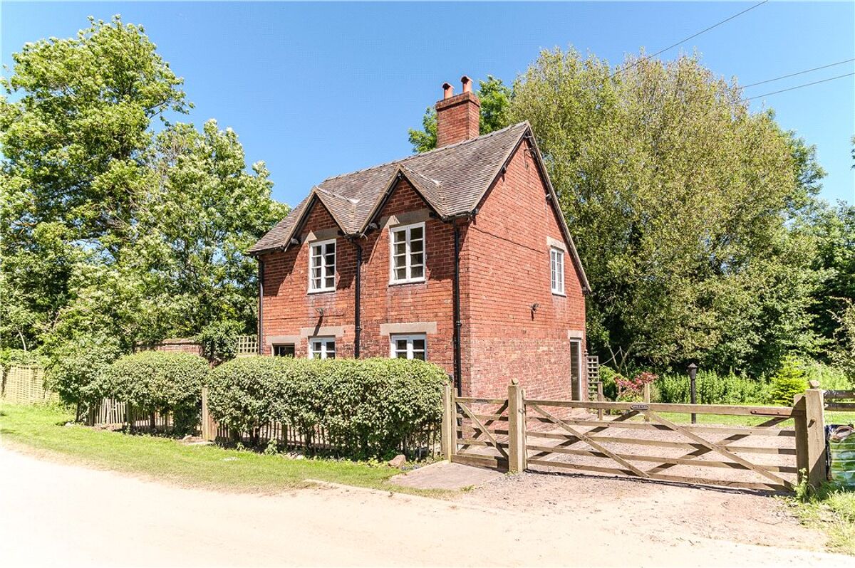 house for sale in Patshull Road, Pattingham, Wolverhampton