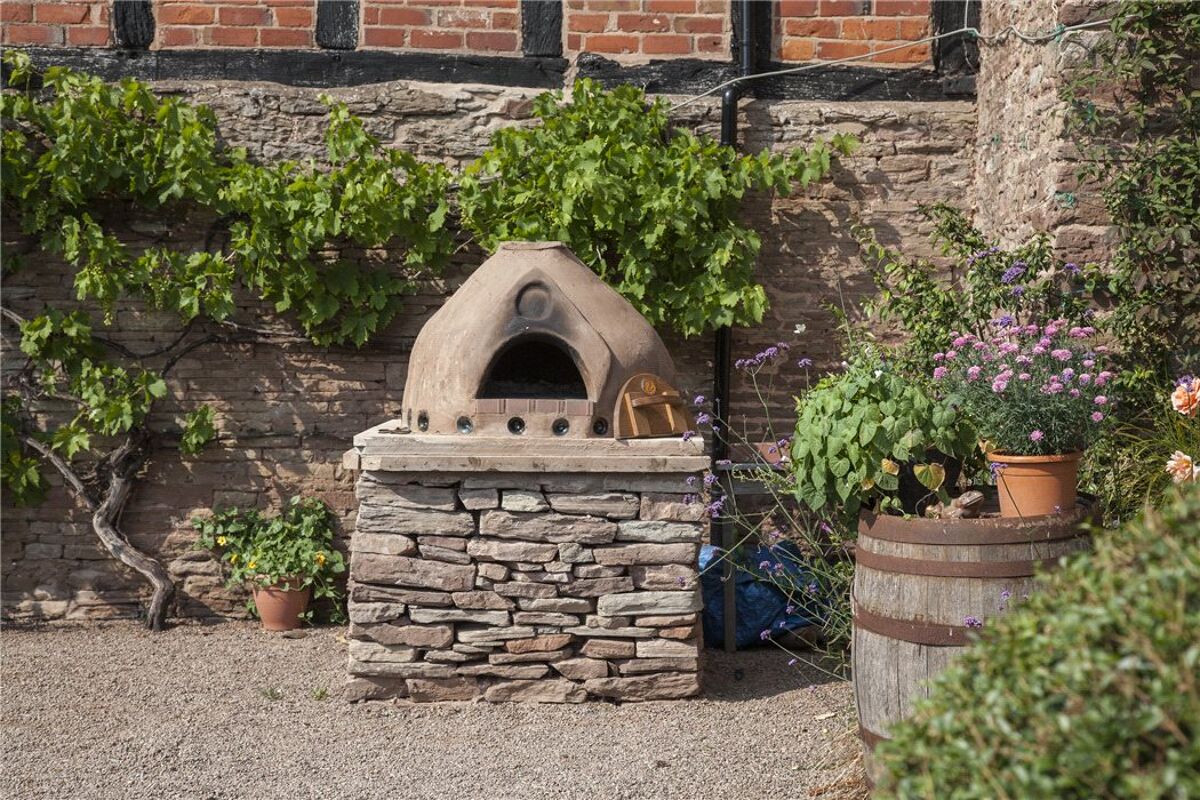 house for sale in Bowley Lane, Bodenham, Hereford, Herefordshire, HR1