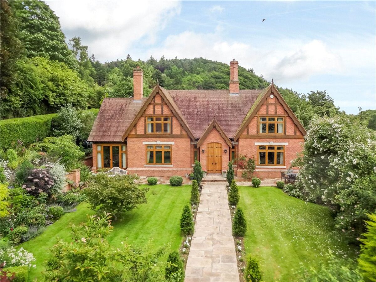 house for sale in Bucknell, Shropshire, SY7 HFD170103 Knight Frank