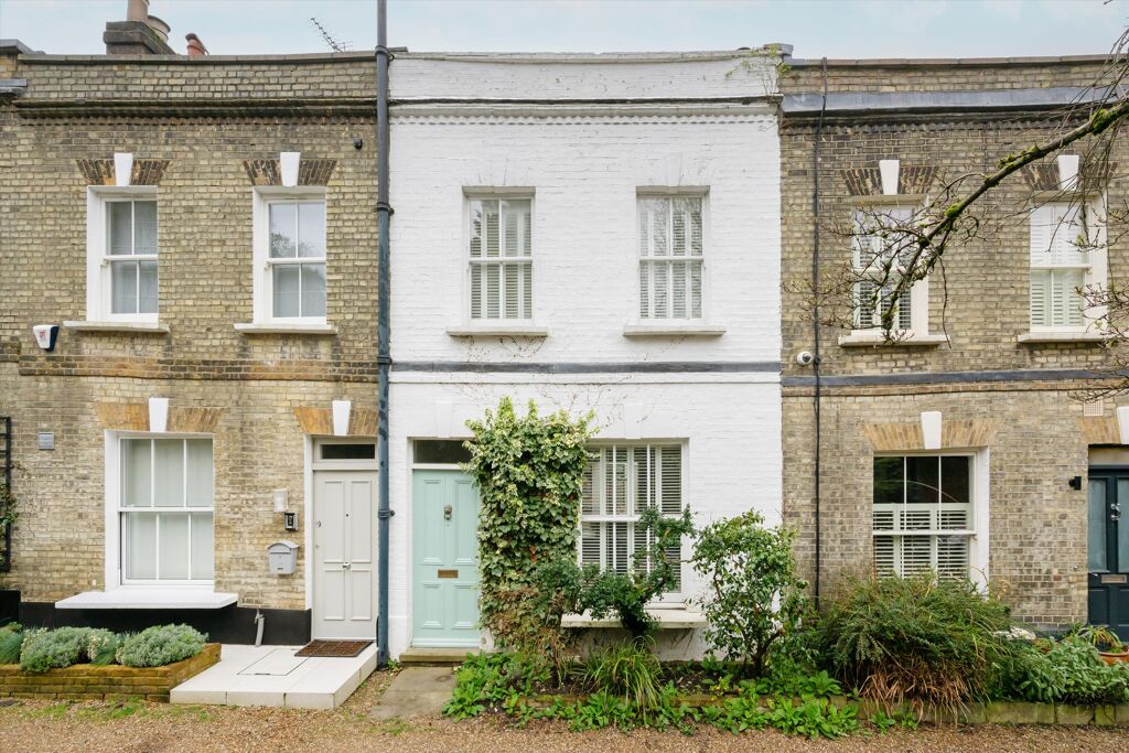 Image of Wildwood Grove, London NW3.