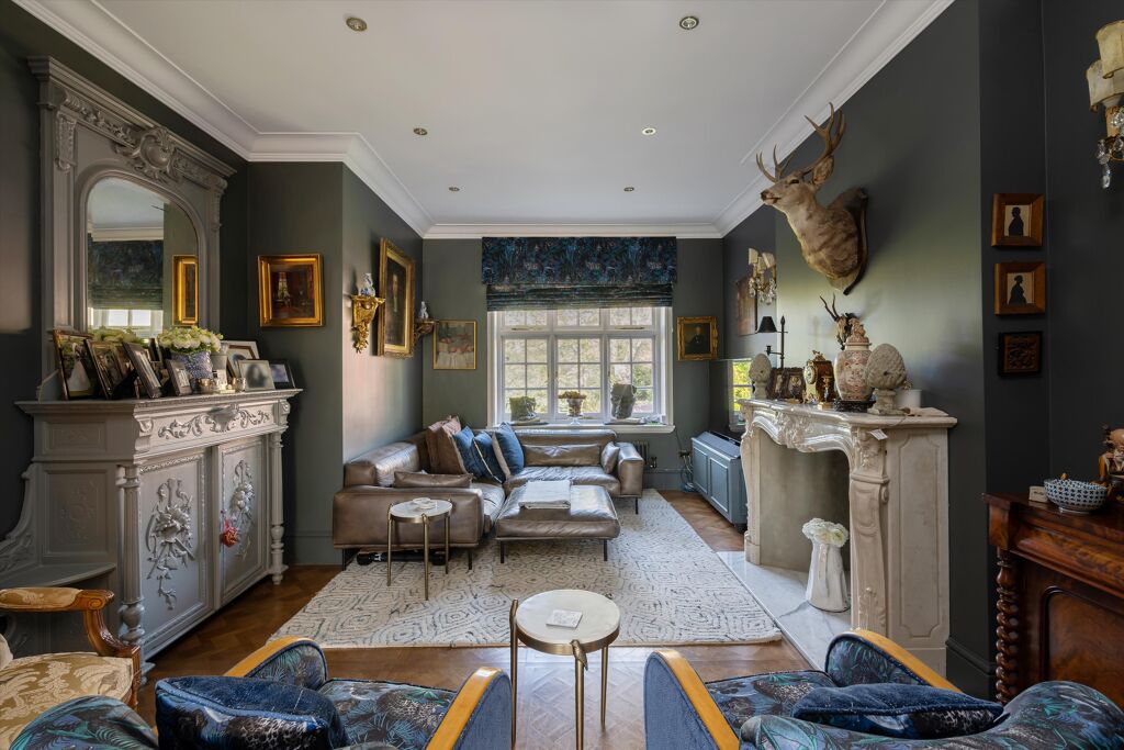 Image of Hollycroft Avenue, London, NW3