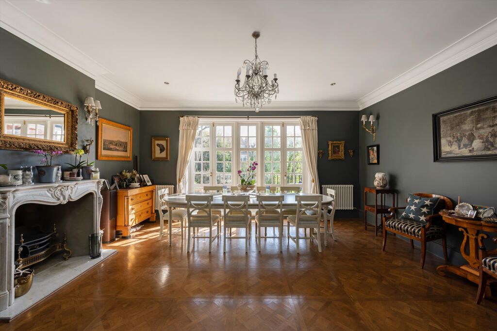 Image of Hollycroft Avenue, London, NW3