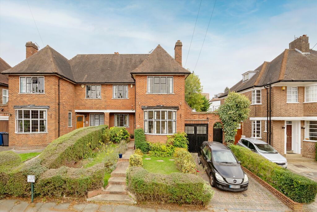 Image of Brim Hill, London, N2