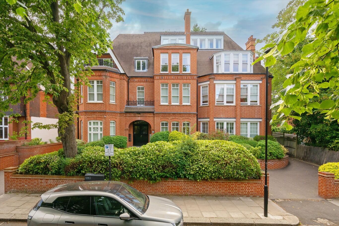 Image of Netherhall Gardens, London NW3