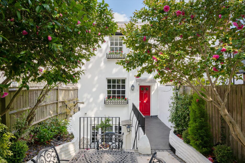 Image of Hampstead Grove, Hampstead, London NW3
