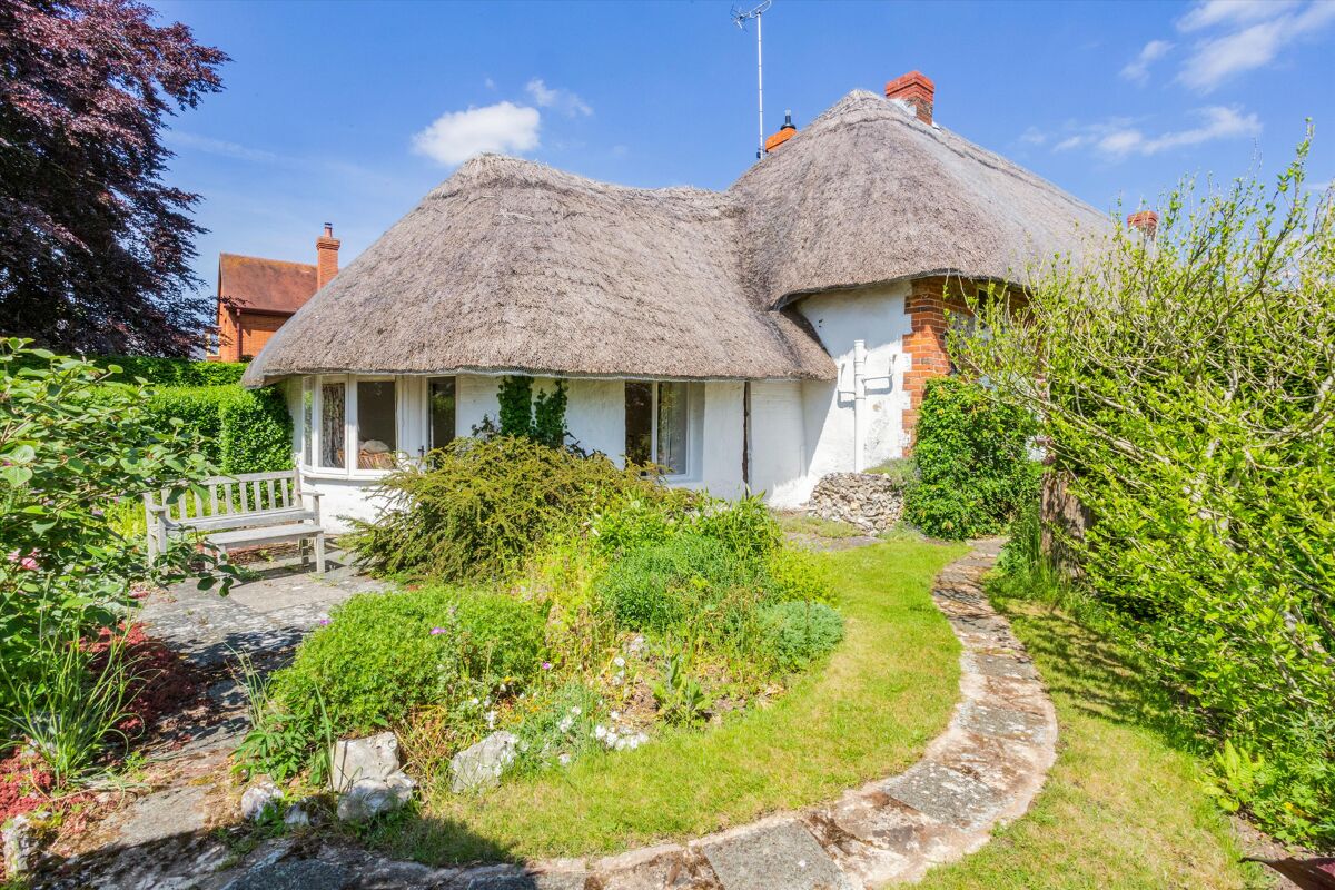 house for sale in Wildhern, Andover, Hampshire, SP11 HNG012122120