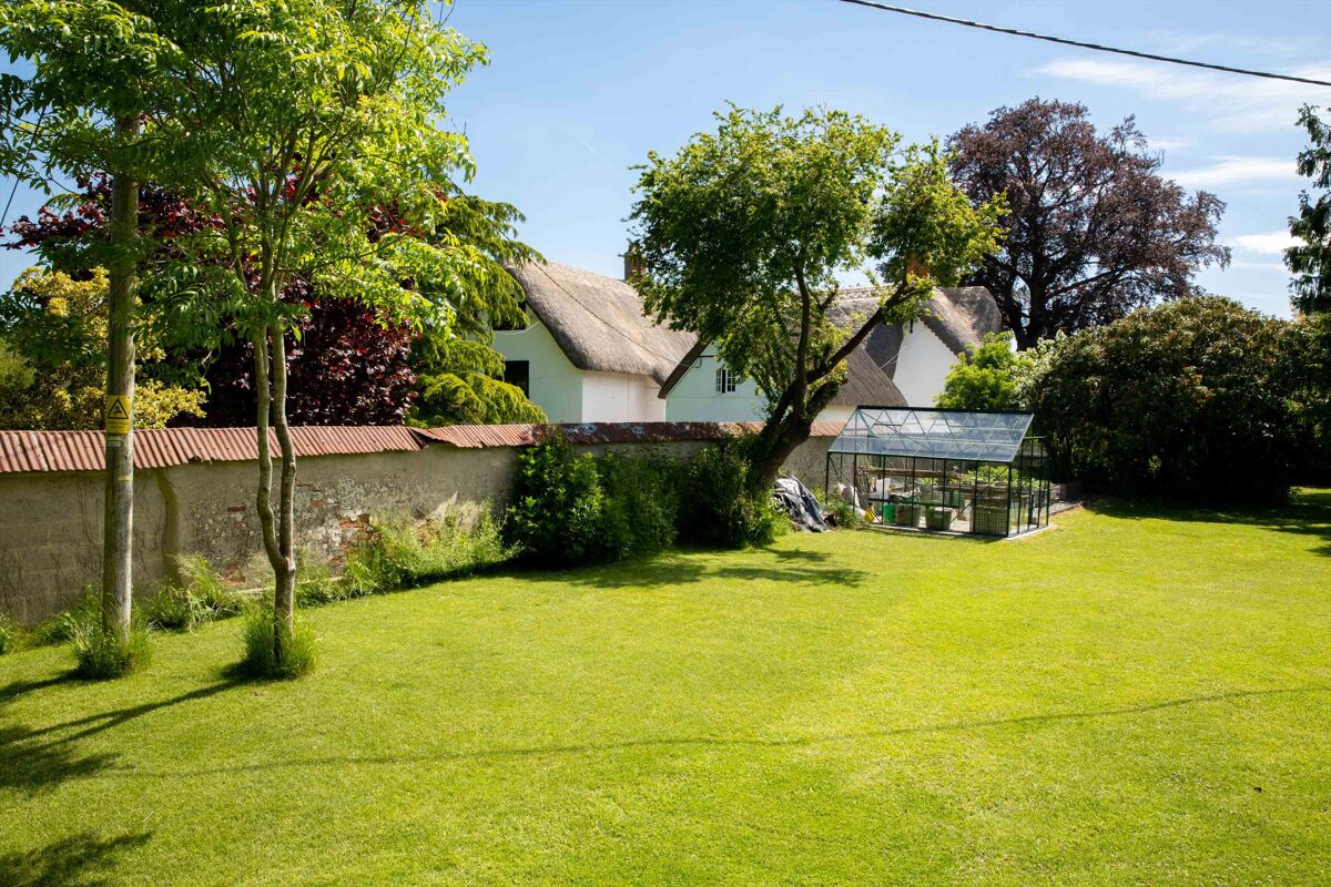 house for sale in Manningford Bruce, Wiltshire, SN9 HNG012123610