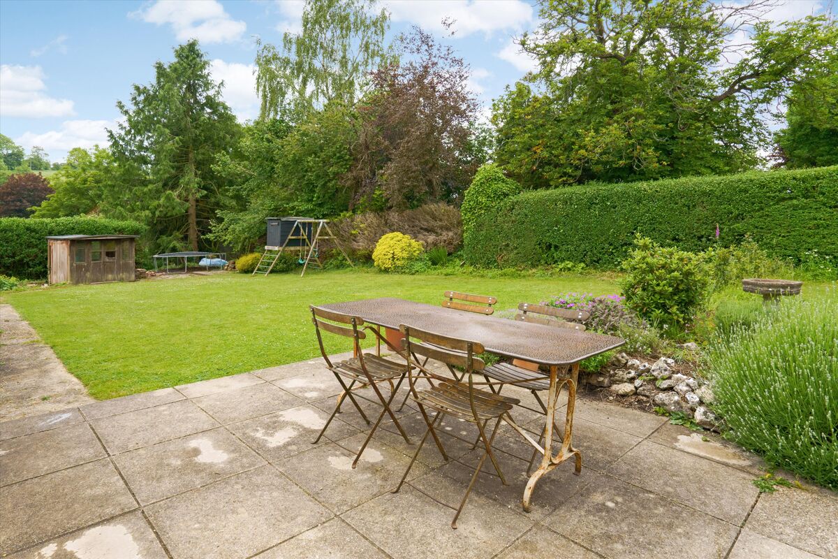 house for sale in Horse Shoe Lane, Ibthorpe, Andover, Hampshire, SP11