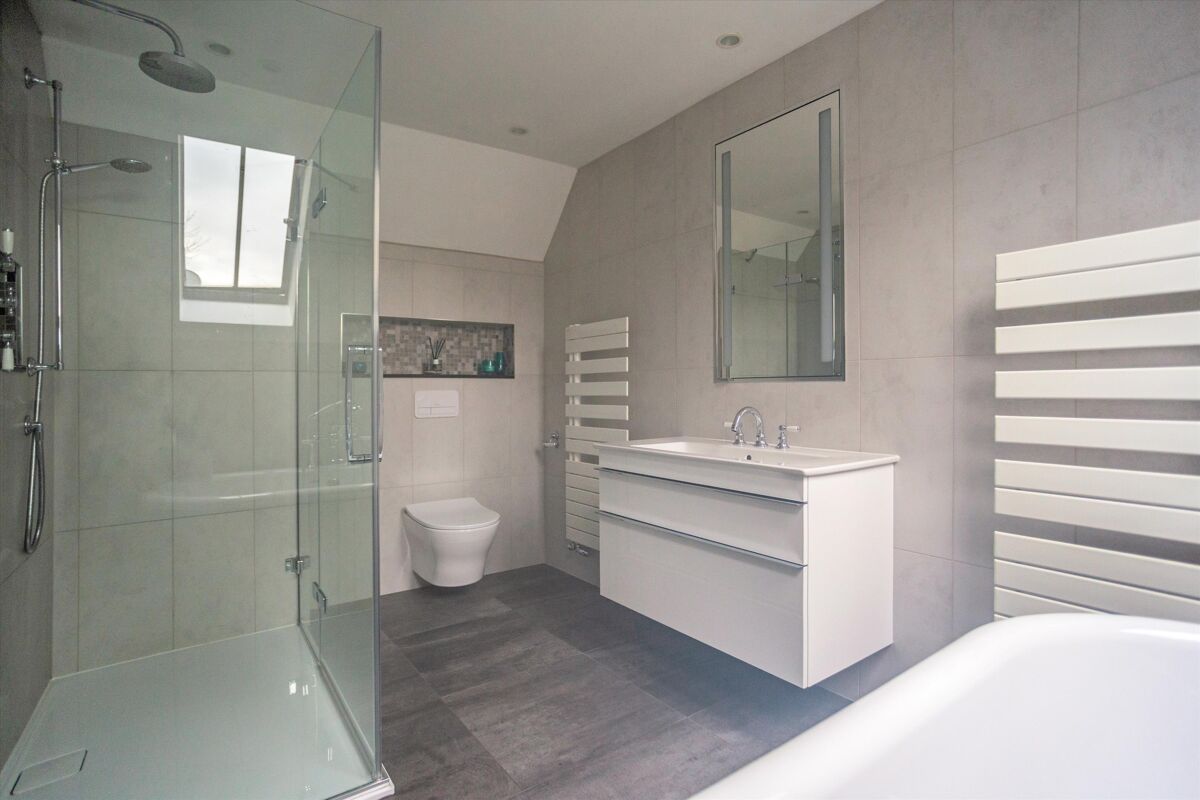 house for sale in Chain Hill, Wantage, Oxfordshire, OX12 HNG012139774