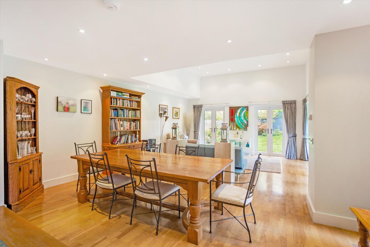 house for sale in Chain Hill, Wantage, Oxfordshire, OX12 HNG012139774