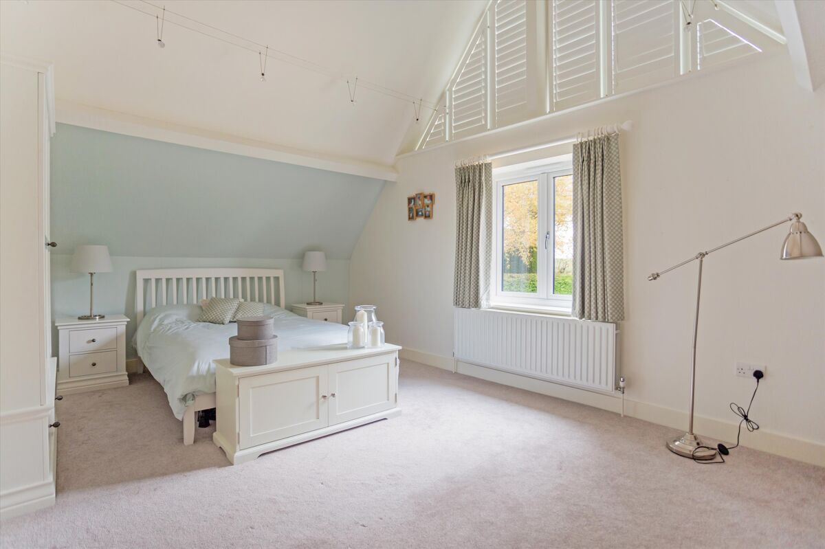 house for sale in Chain Hill, Wantage, Oxfordshire, OX12 HNG012139774