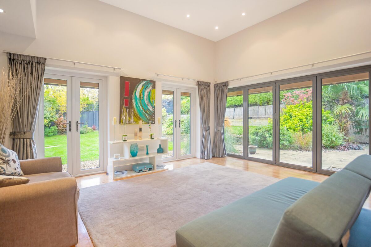 house for sale in Chain Hill, Wantage, Oxfordshire, OX12 HNG012139774