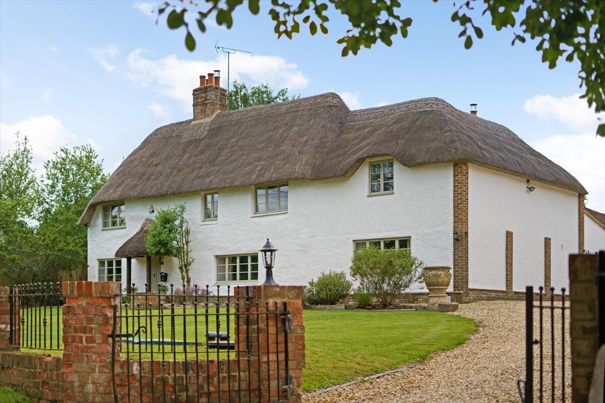 house for sale in Manningford Bruce, Pewsey, Wiltshire, SN9