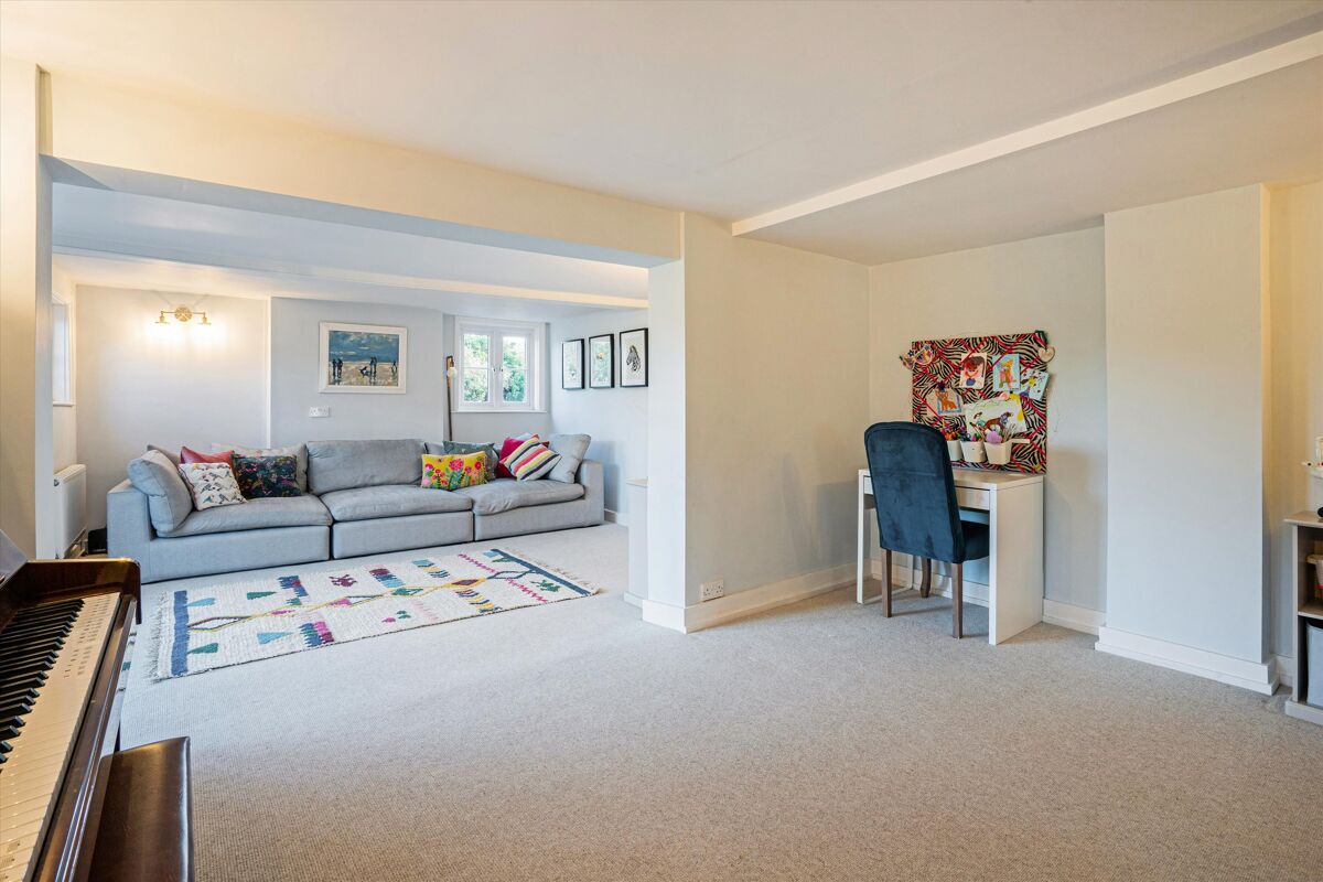 house for sale in Eastsands, Burbage, Marlborough, Wiltshire, SN8