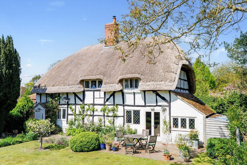 Image of Mildenhall, Marlborough, Wiltshire, SN8
