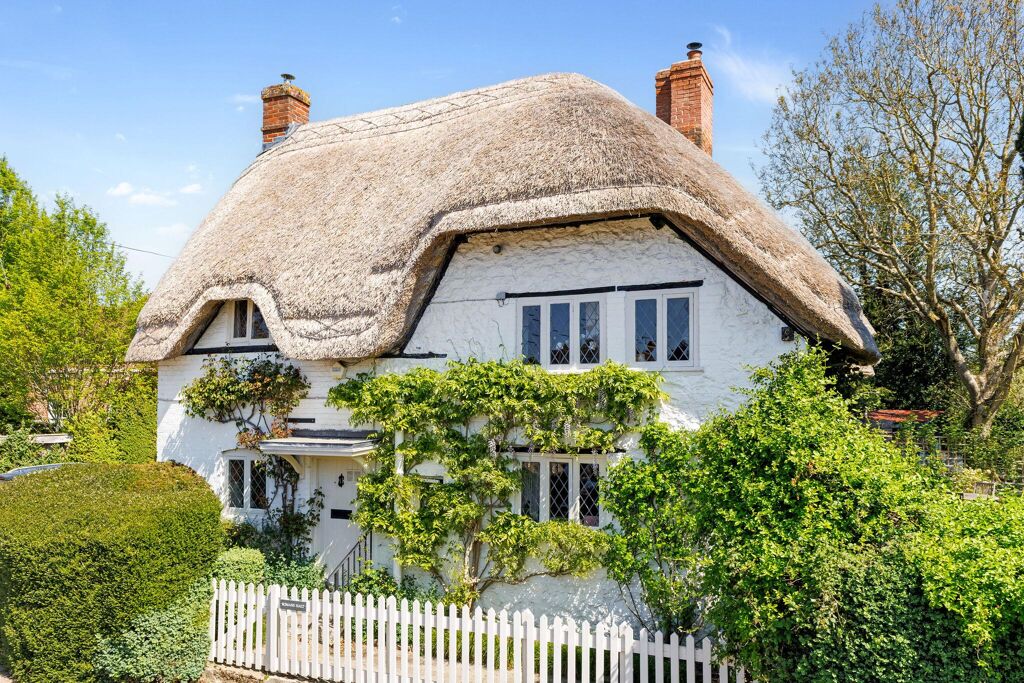 Image of Mildenhall, Marlborough, Wiltshire, SN8