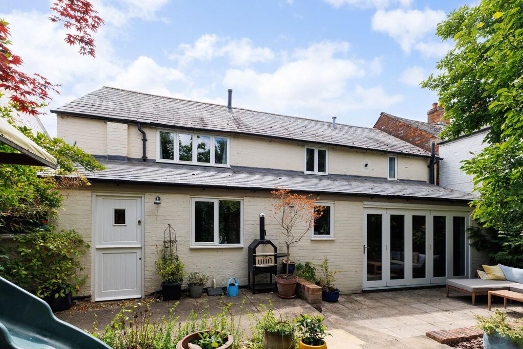 Image of Charnham Street, Hungerford, Berkshire, RG17