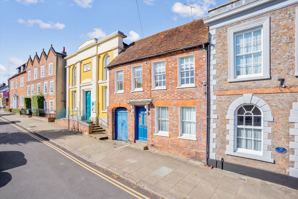 Image of High Street, Hungerford, Berkshire, RG17