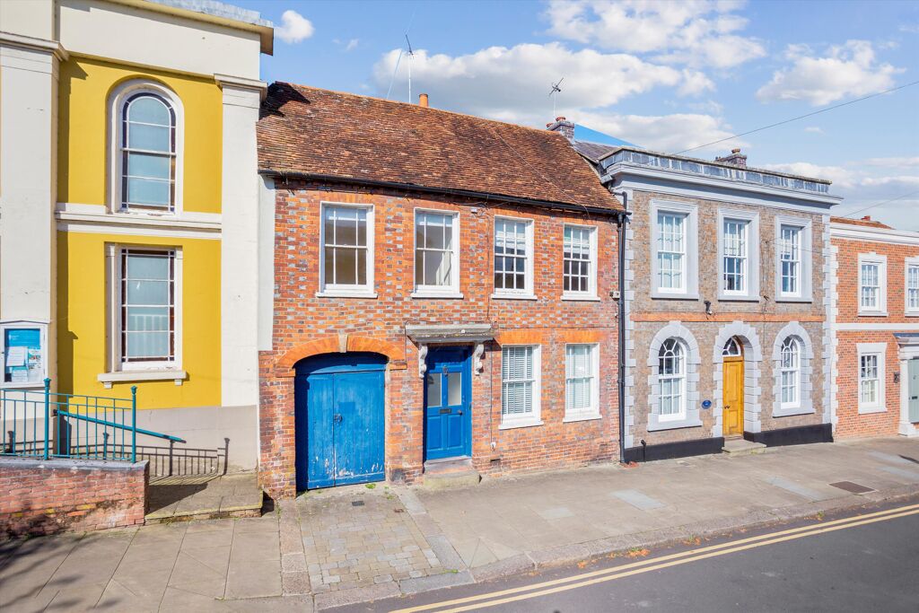 Image of High Street, Hungerford, Berkshire, RG17