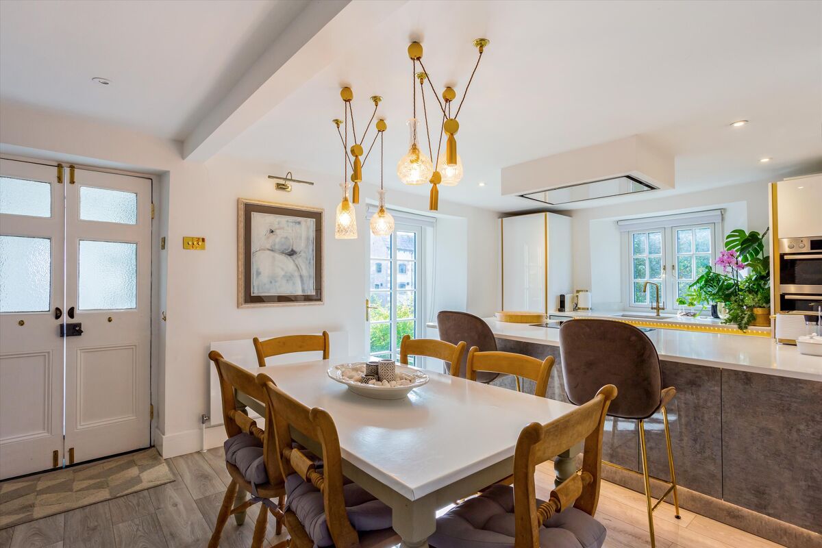 house for sale in Swindon, Wiltshire, SN6 HNG012294921