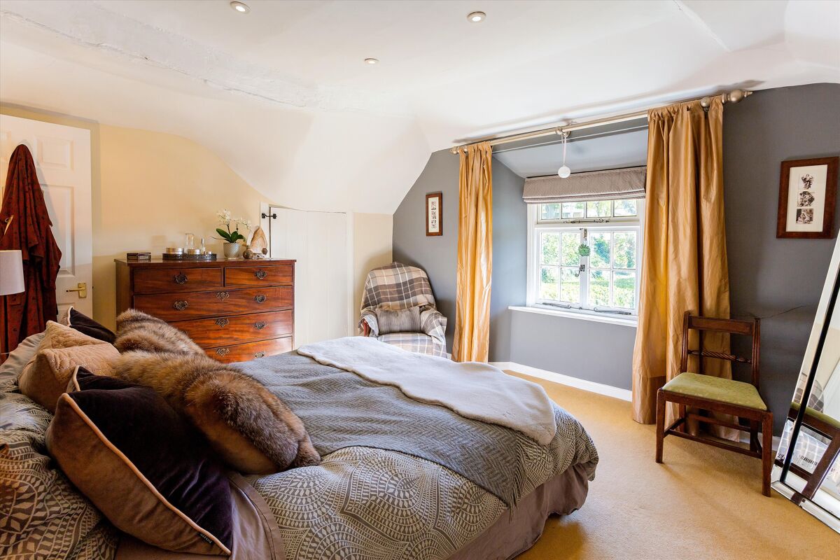 house for sale in Swindon, Wiltshire, SN6 HNG012294921