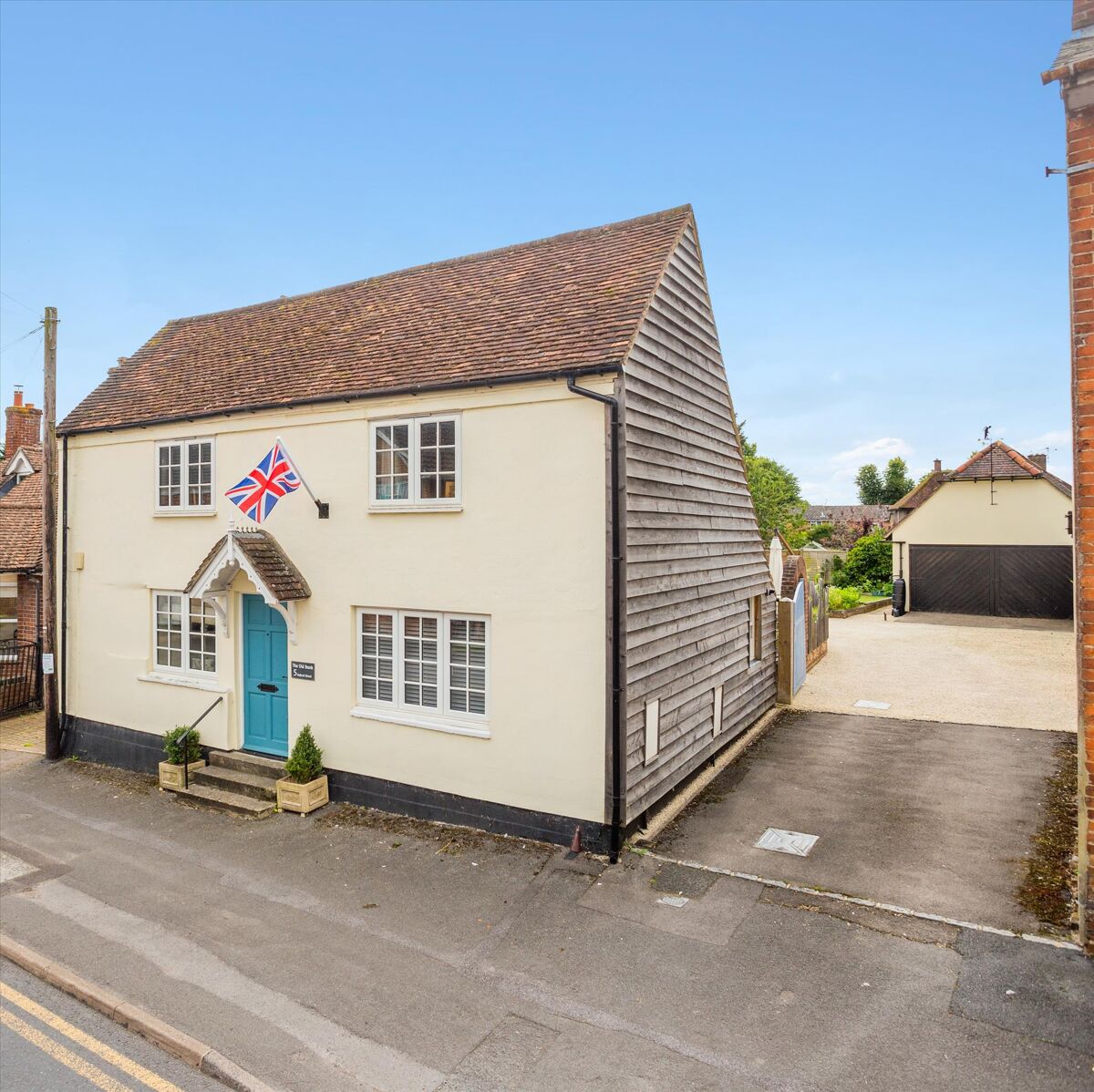 house for sale in Oxford Street, Lambourn, Hungerford, Berkshire, RG17