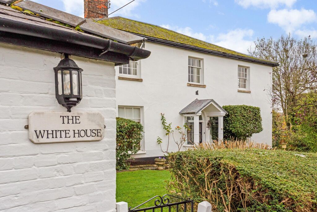 Image of Chapel Lane, Upavon, Pewsey, Wiltshire, SN9