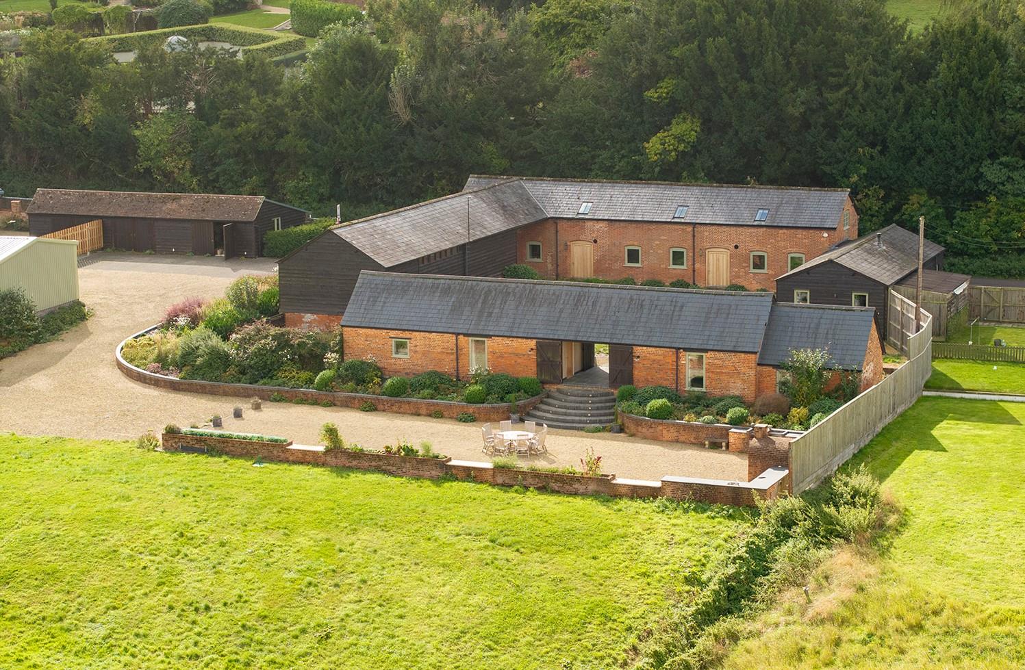 Guide Price £1,500,000 - Calne