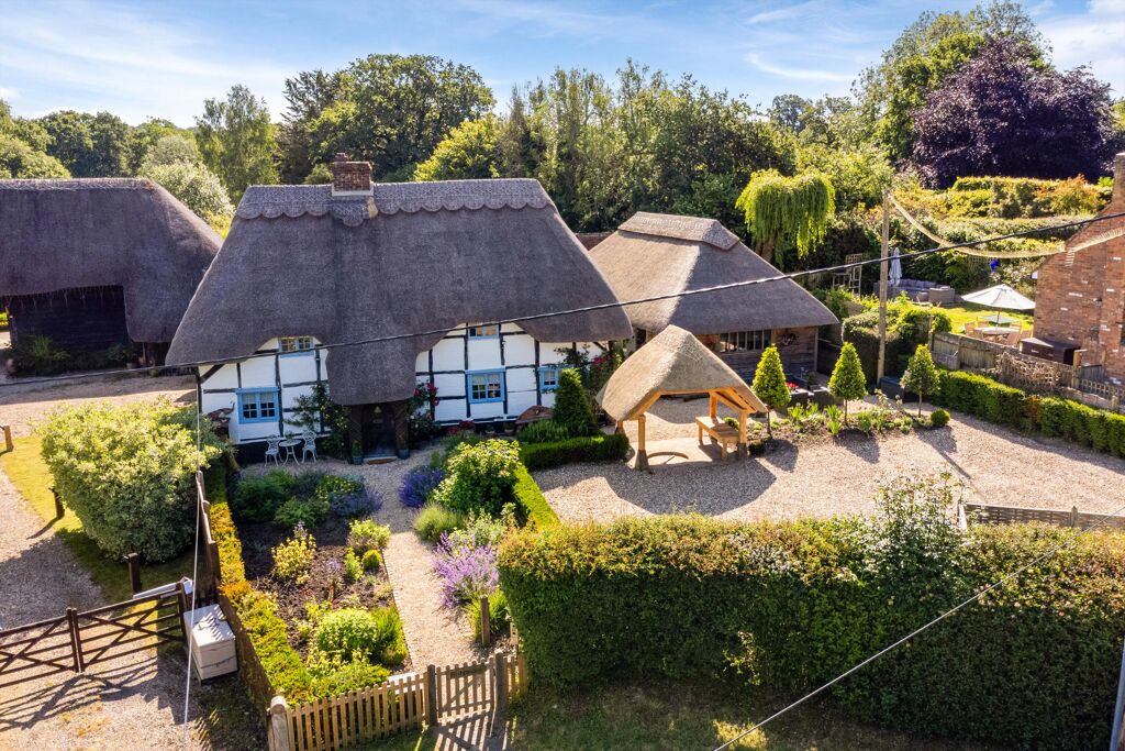 Image of Lower Green, Inkpen, Hungerford, Berkshire, RG17