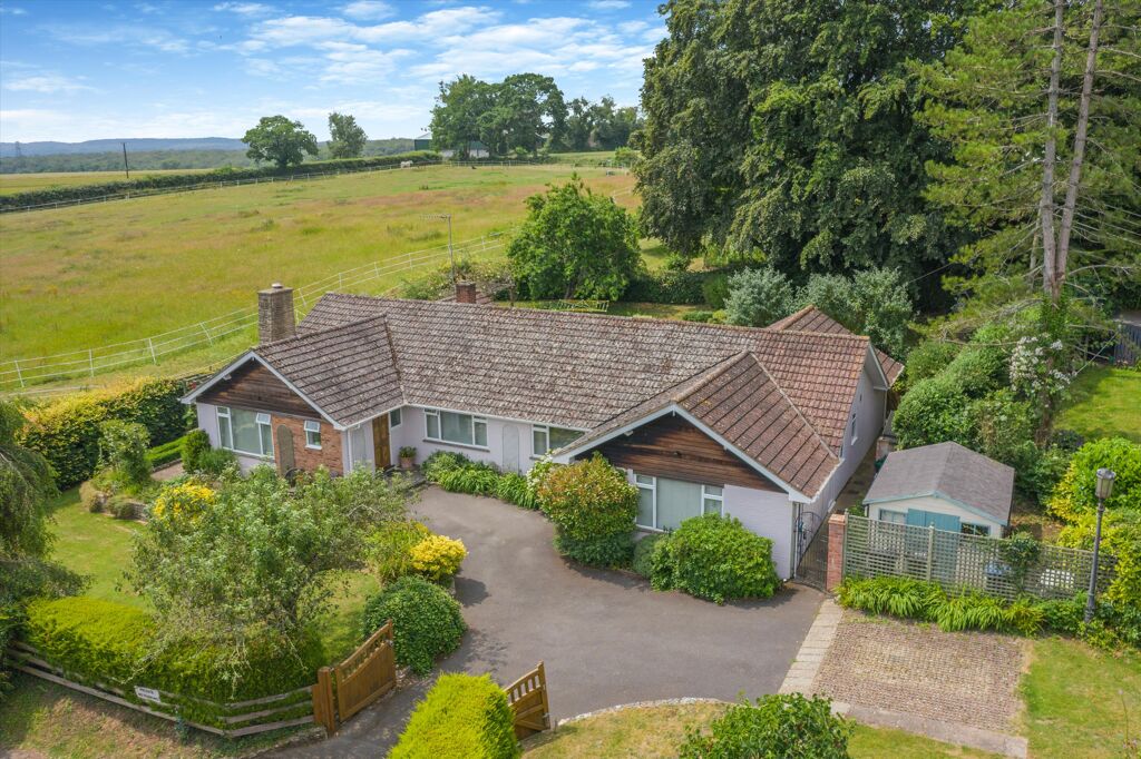 Image of Forest Lane, Upper Chute, Andover, Wiltshire, SP11