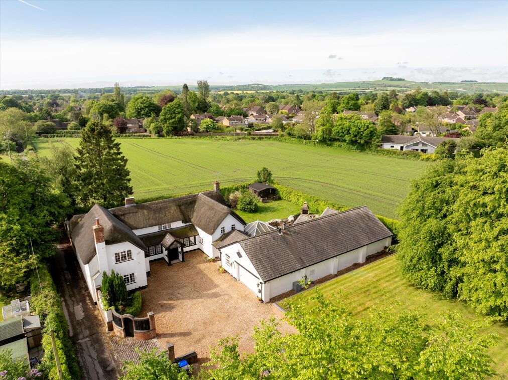 Image of Long Drove, Burbage, Marlborough, Wiltshire, SN8