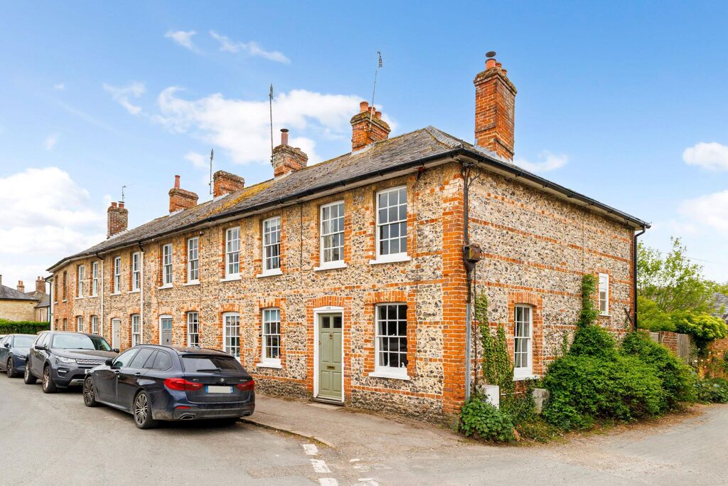 Image of High Street, Ramsbury, Marlborough, Wiltshire, SN8