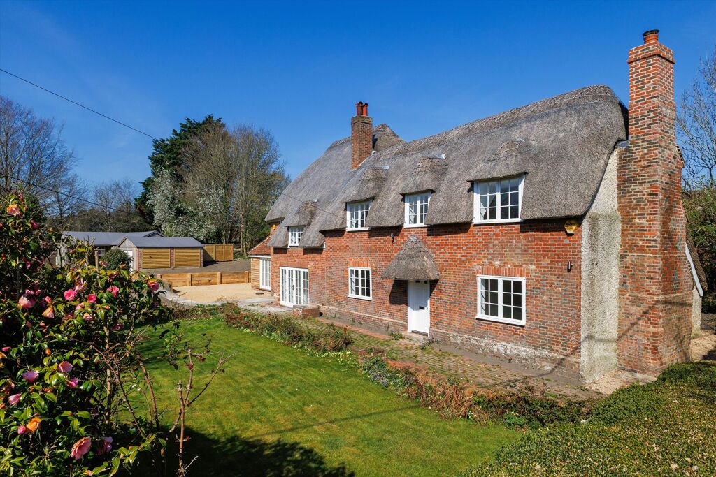 Image of Dursden Lane, Pewsey, Wiltshire, SN9