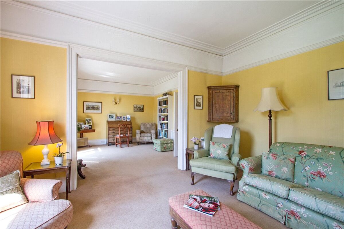 house for sale in Manns Hill, Burghfield Common, Reading, Berkshire